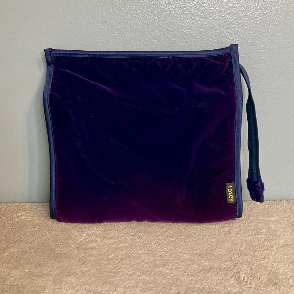 Totes Lingerie Travel Bag